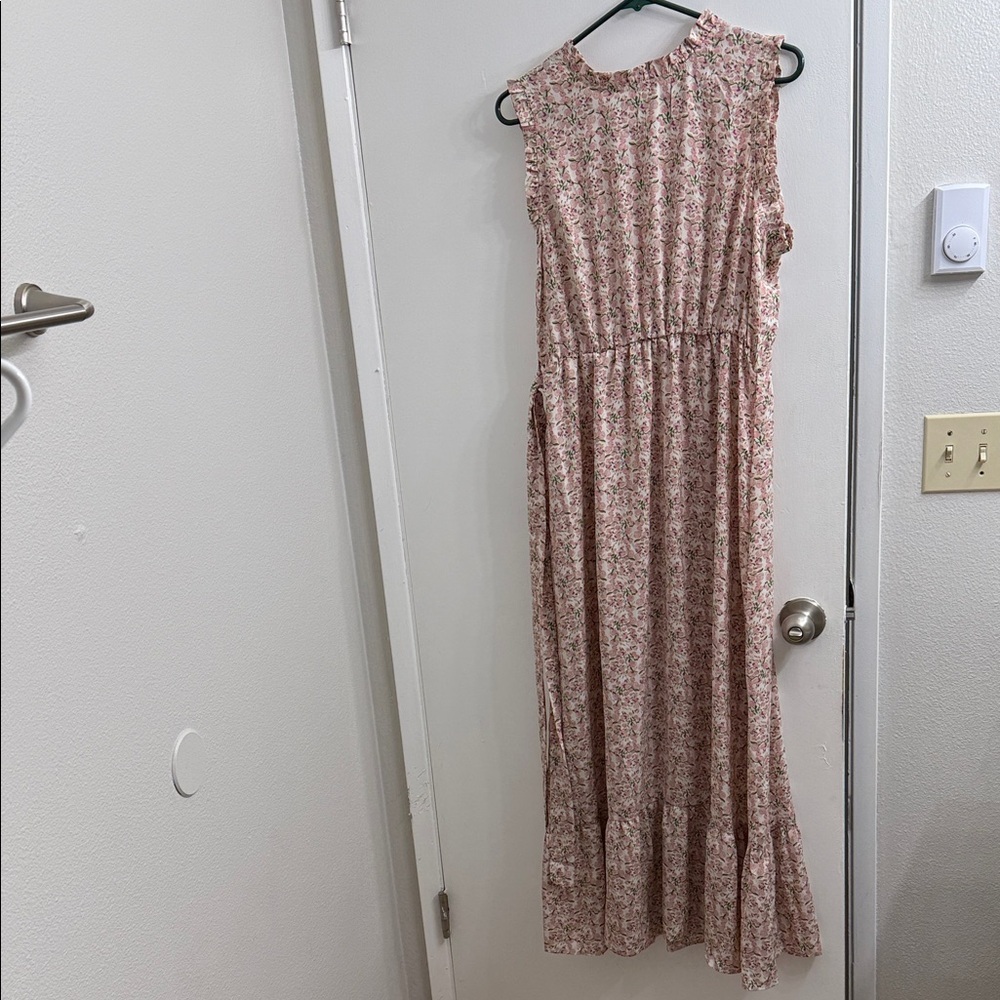 SHEIN Pink Floral Maxi Dress